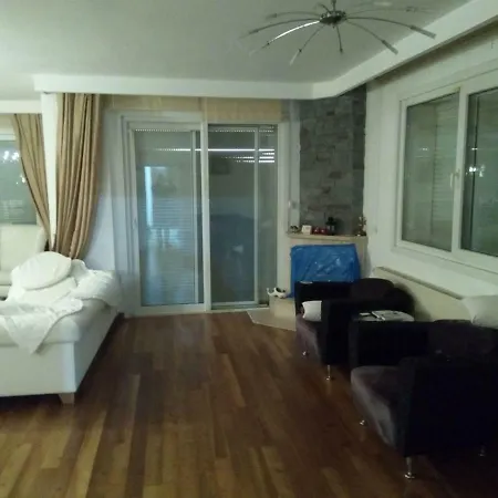 Deniz Manzarali 4 Katli Villa. * بيوكجكمجة