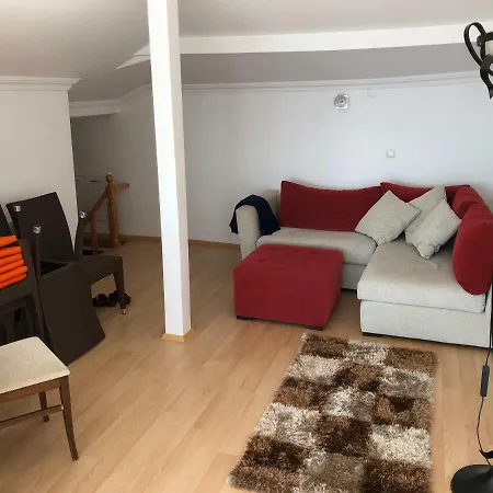 Deniz Manzarali 4 Katli Villa. Büyükçekmece